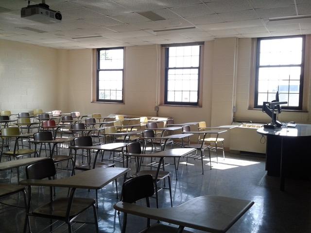 Image of college classroom